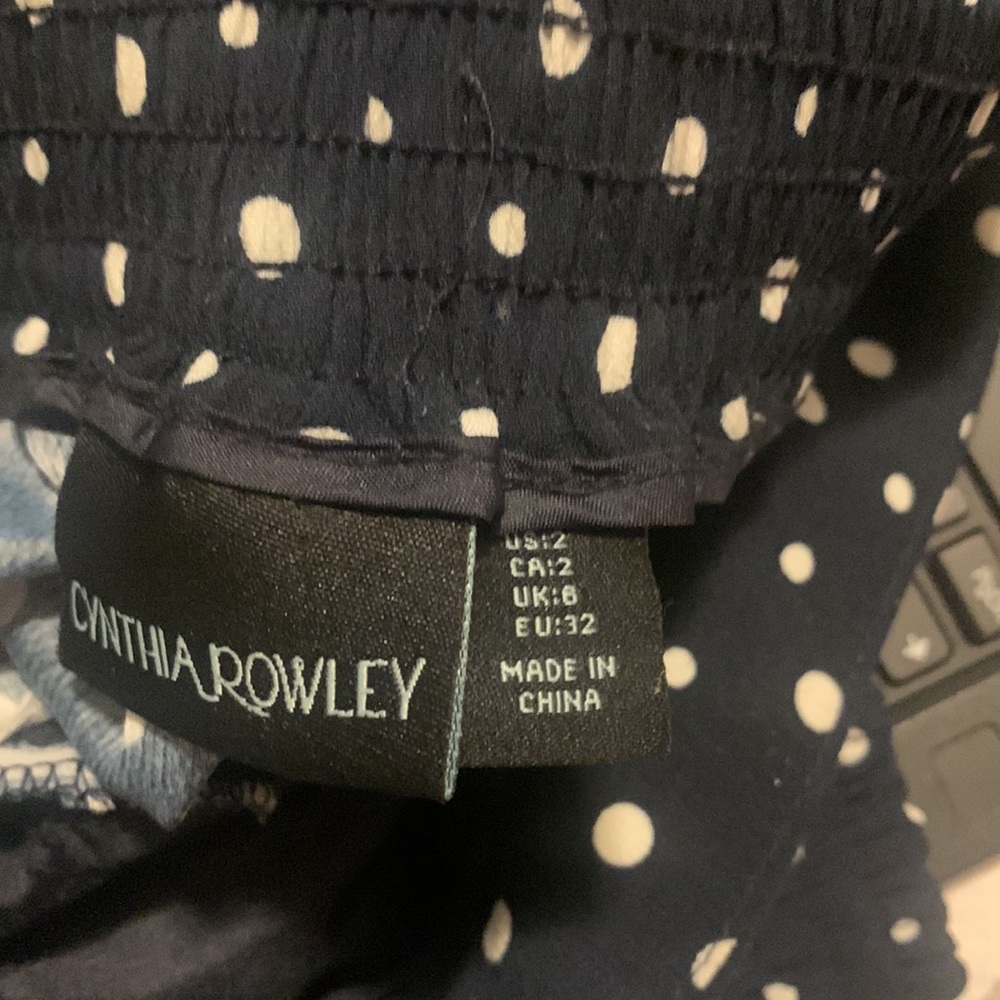 Pants - Picture 4 of 4